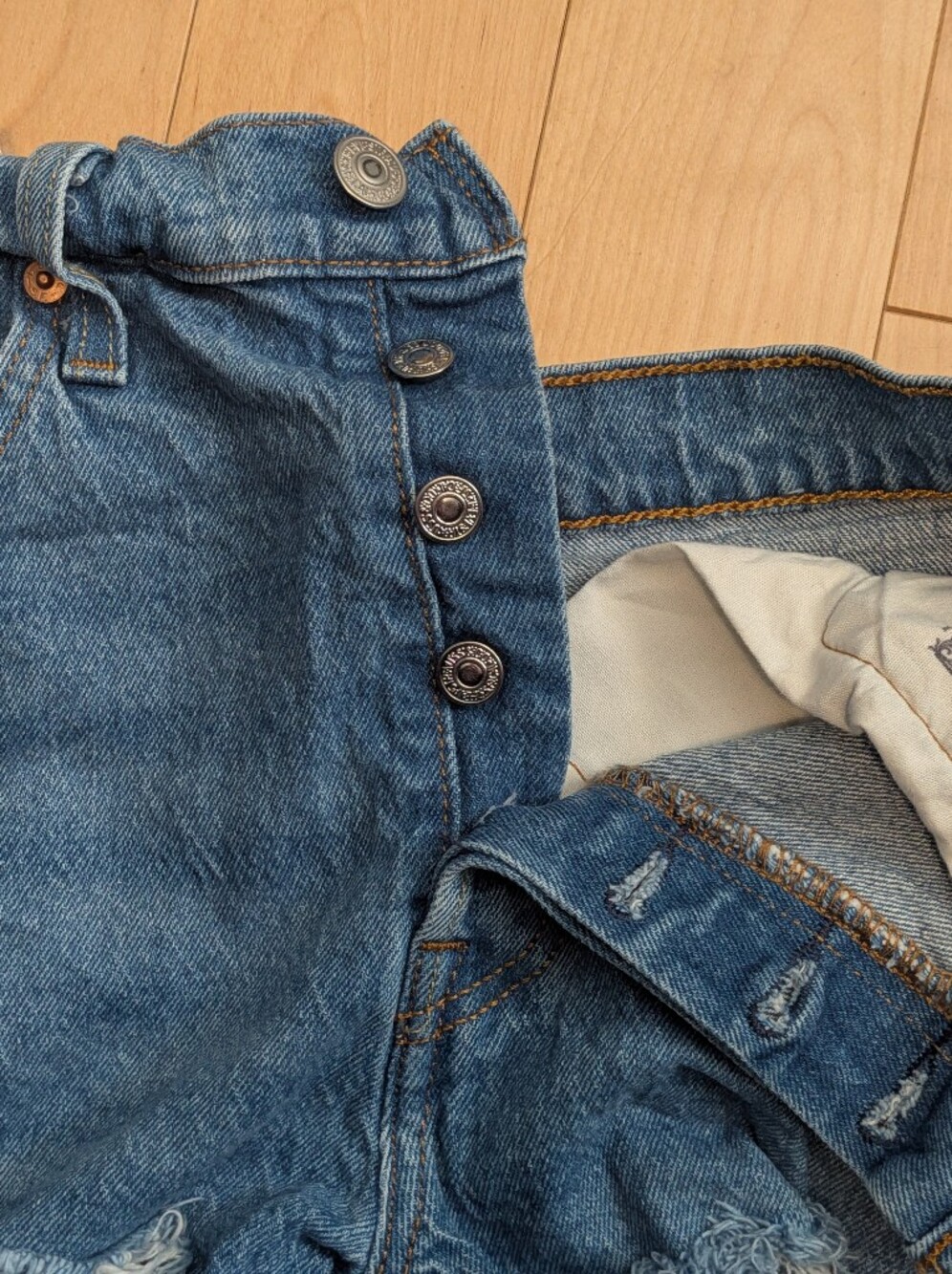 Levi's Distressed Blue Denim 501 Cutoff Shorts - Picture 5 of 8